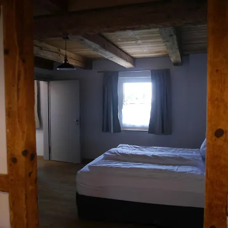 בית הארחה & Cafe Schlupfwinkel זאלם