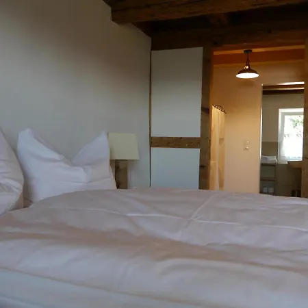 בית הארחה & Cafe Schlupfwinkel 3*